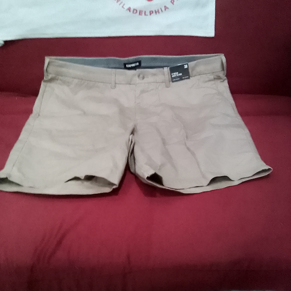 Express Shorts